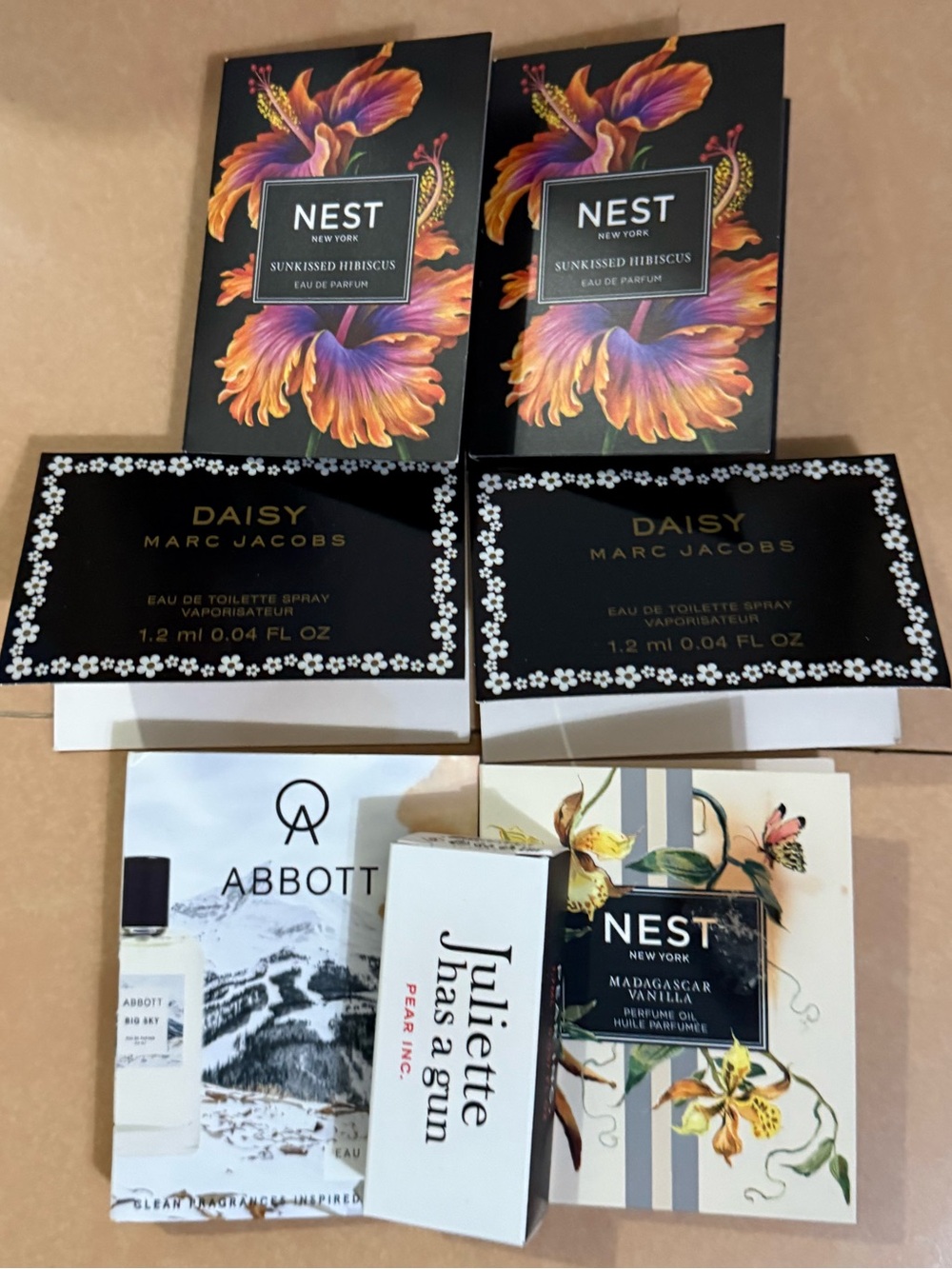 Assorted Fragrance Sample Lot